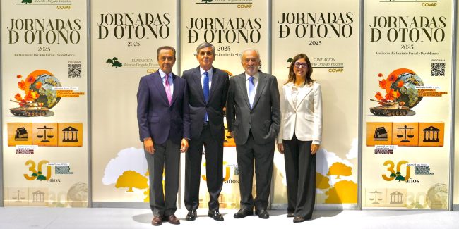 La Fundación Ricardo Delgado Vizcaíno presenta su 30 aniversario y da inicio al bloque «La Justicia y la Política»