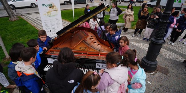 Pianos en la Calle